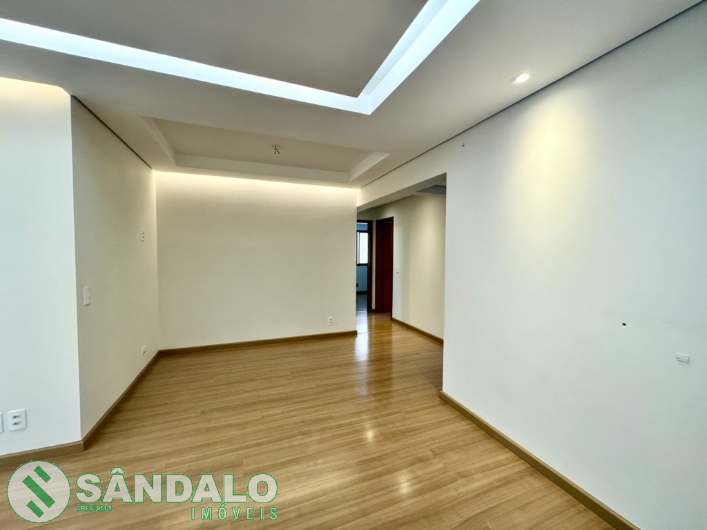 Apartamento para venda no Zona 01 em Maringa com 208m² por R$ 980.000,00