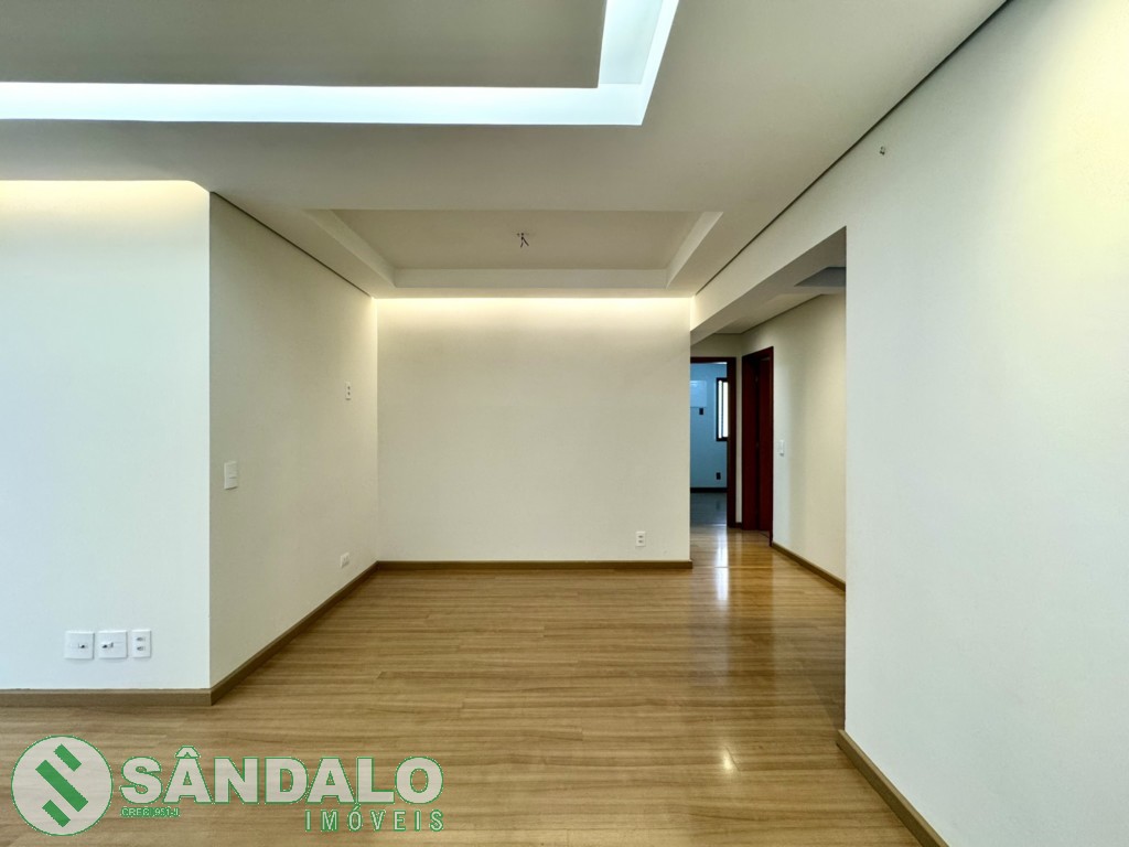 Apartamento para venda no Zona 01 em Maringa com 208m² por R$ 980.000,00