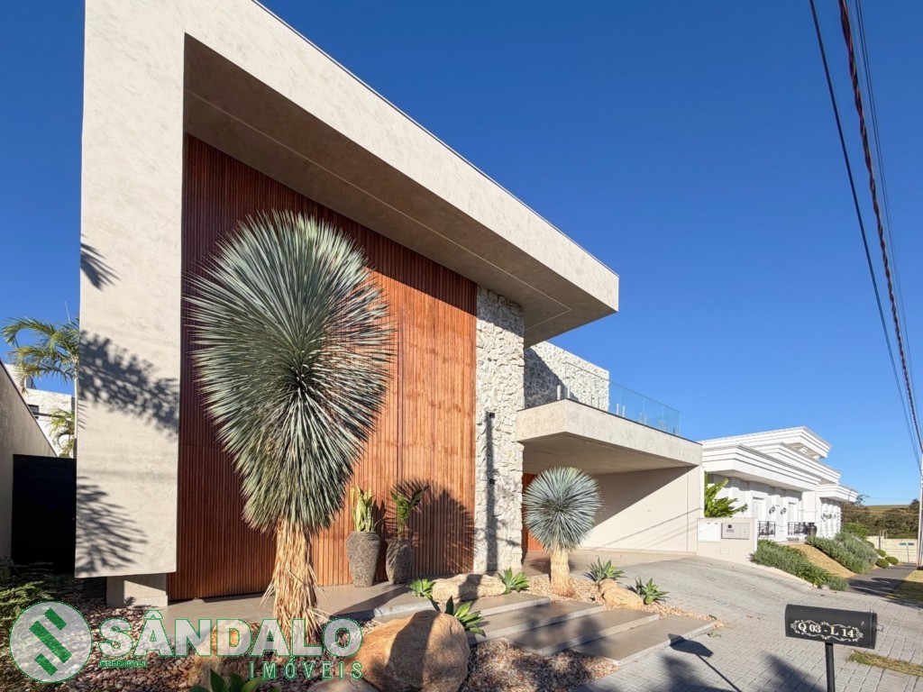 Casa em Condomínio para venda no Chacaras Aeroporto em Maringa com 731,92m² por R$ 4.000.000,00