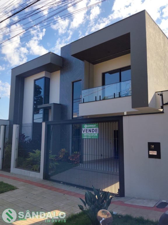 Sobrado para venda no Vila Esperanca em Maringa com 180m² por R$ 1.290.000,00
