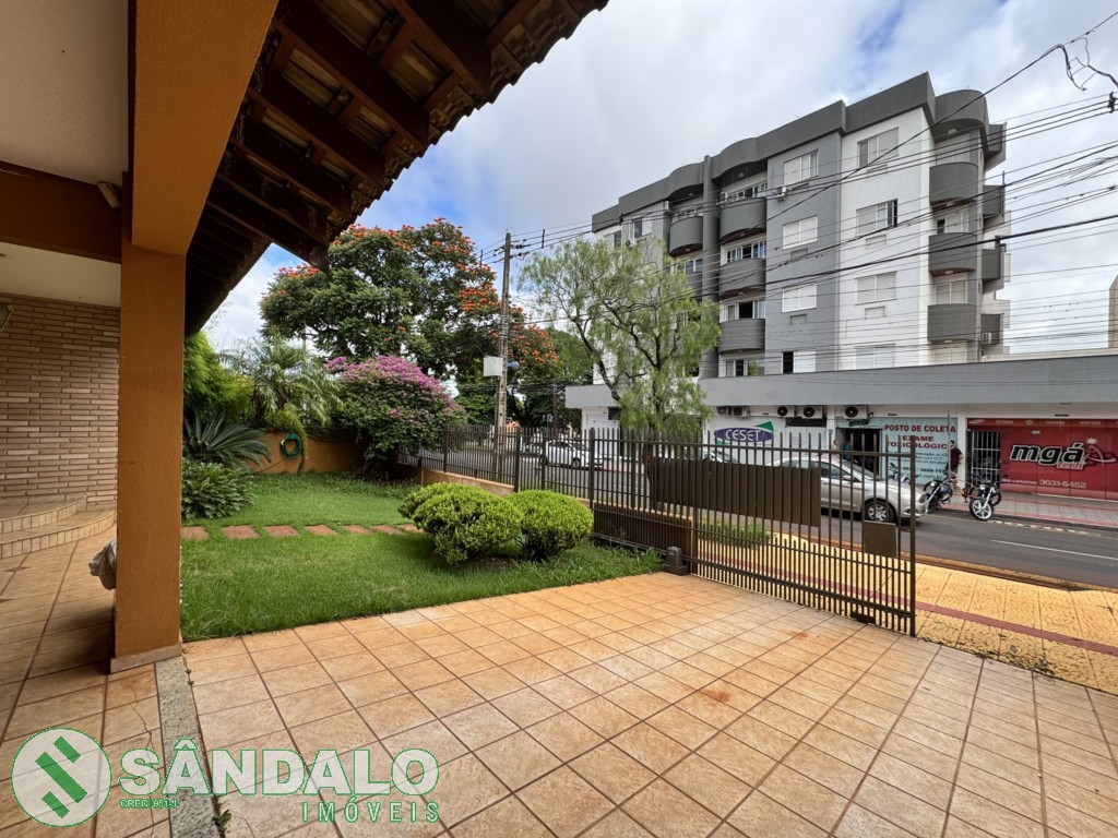 Sala Comercial para locacao no Zona 05 em Maringa com 610,6m² por R$ 6.600,00
