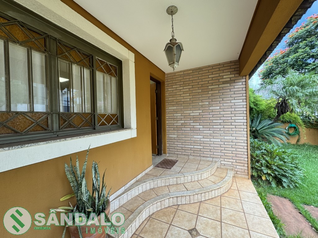 Sala Comercial para locacao no Zona 05 em Maringa com 610,6m² por R$ 6.600,00