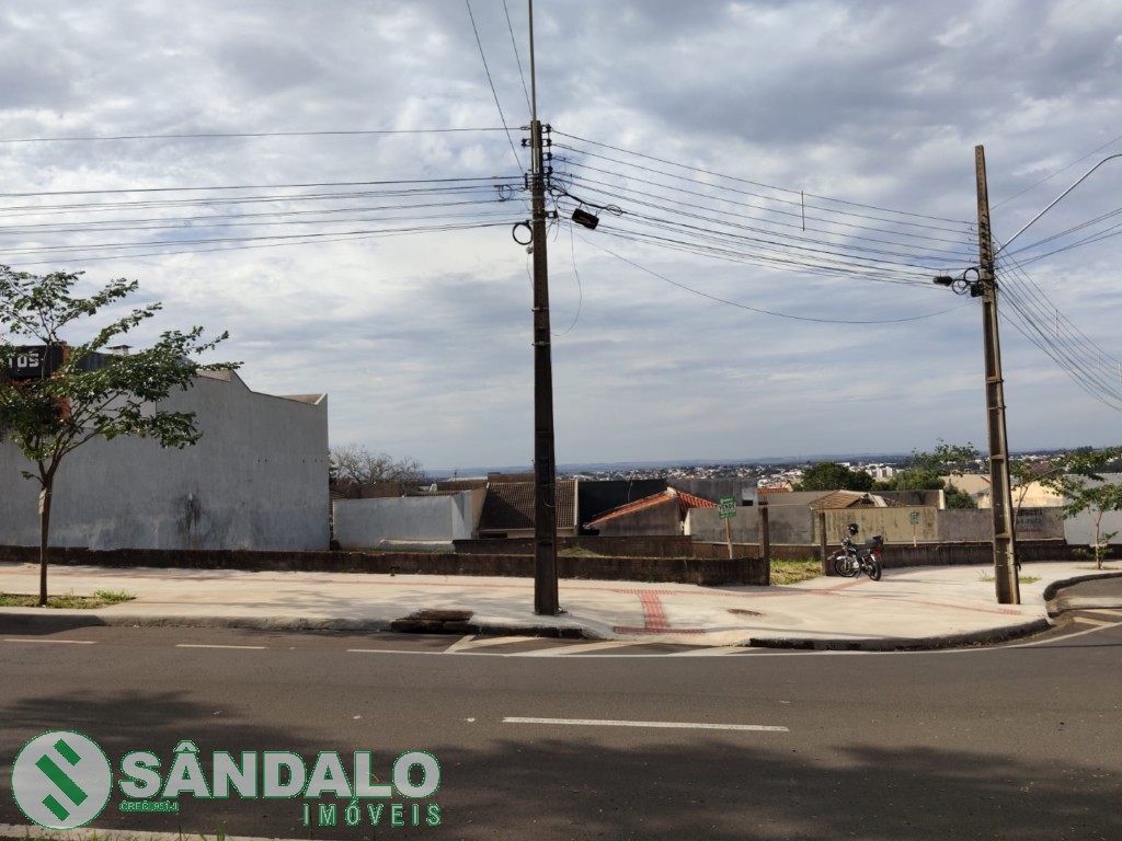 Terreno para venda no Jardim Olimpico em Maringa com 361,88m² por R$ 362.000,00
