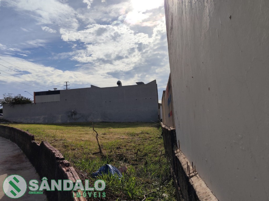 Terreno para venda no Jardim Olimpico em Maringa com 394,05m² por R$ 395.000,00