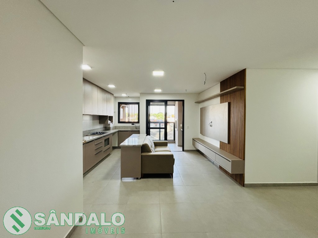 Apartamento para locacao no Zona 08 em Maringa com 0m² por R$ 4.840,00