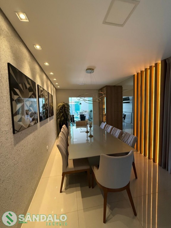 Casa para venda no Jardim Paraizo em Maringa com 336m² por R$ 1.350.000,00