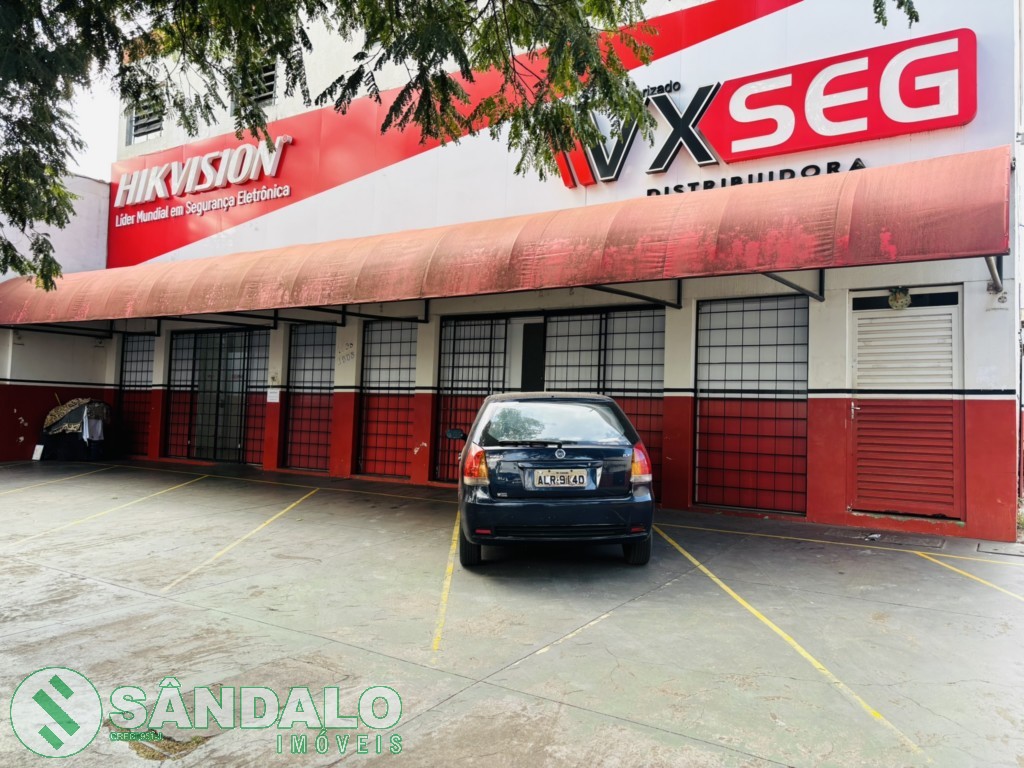 Barracão para locacao no Zona 03 em Maringa com 206m² por R$ 6.490,00