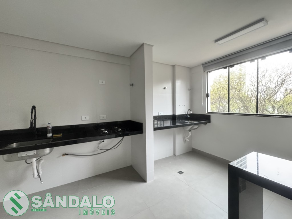 Apartamento para locacao no Zona 07 em Maringa com 0m² por R$ 3.520,00