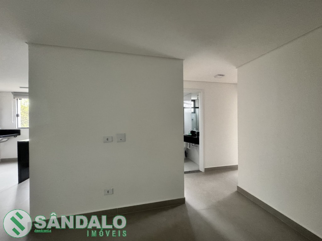 Apartamento para locacao no Zona 07 em Maringa com 0m² por R$ 3.520,00
