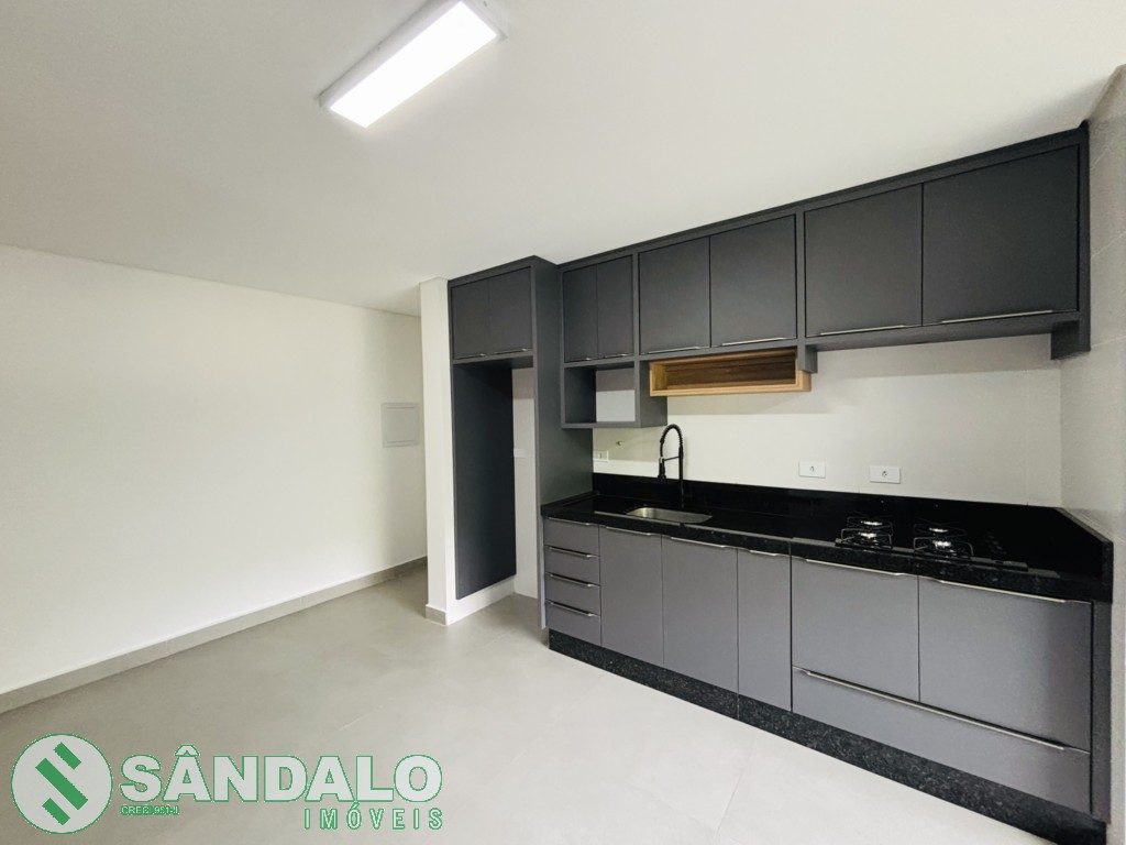 Apartamento para locacao no Zona 07 em Maringa com 0m² por R$ 3.520,00