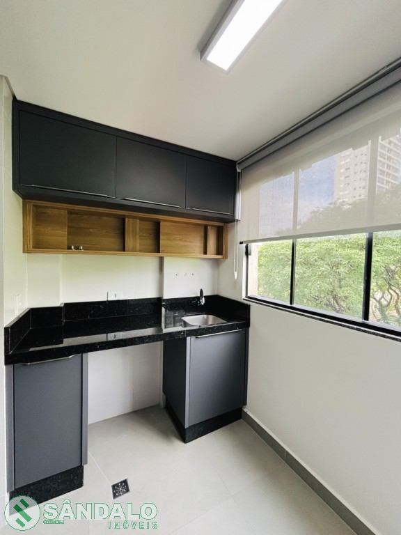 Apartamento para locacao no Zona 07 em Maringa com 0m² por R$ 3.520,00
