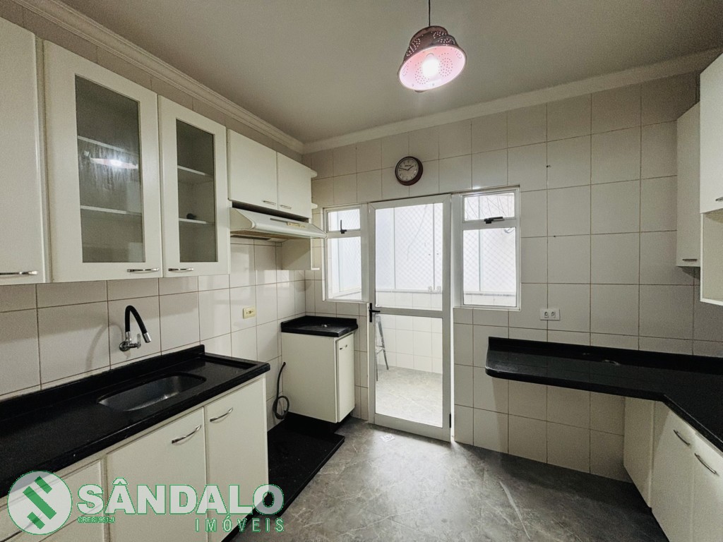 Apartamento para alugar em Vila Cleopatra, Maringá — Portal Chave Fácil