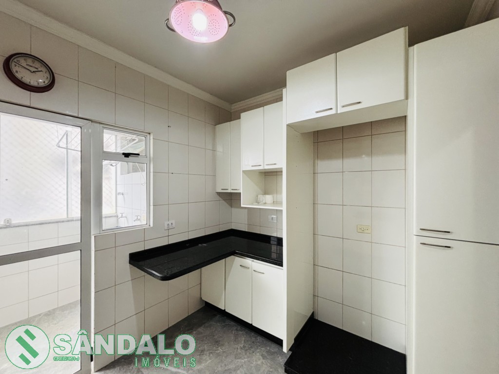 Apartamento para locacao no Vila Cleopatra em Maringa com 113,8m² por R$ 2.750,00