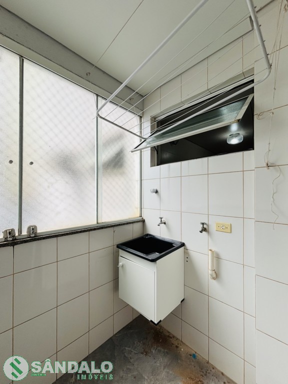 Apartamento para locacao no Vila Cleopatra em Maringa com 113,8m² por R$ 2.750,00
