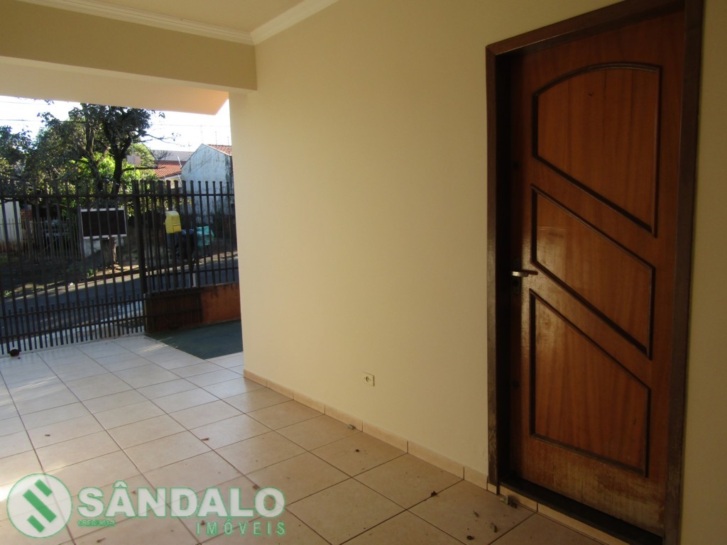 Casa para venda no Parque das Laranjeiras em Maringa com 150m² por R$ 360.000,00