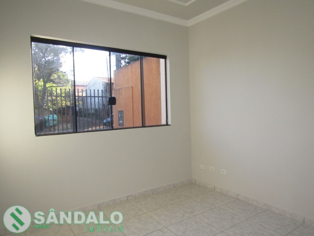 Casa para venda no Parque das Laranjeiras em Maringa com 150m² por R$ 360.000,00