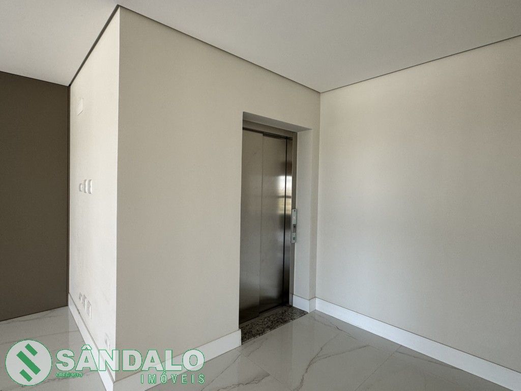 Apartamento para venda no Zona 01 em Maringa com 376,54m² por R$ 2.900.000,00
