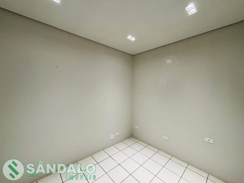 Sala Comercial para locacao no Zona 05 em Maringa com 0m² por R$ 6.050,00
