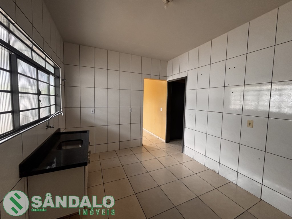 Casa para locacao no Parque Taruma em Maringa com 189m² por R$ 1.650,00