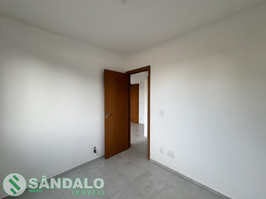 Apartamento para locacao no Jardim Alvorada em Maringa com 53,83m² por R$ 2.750,00