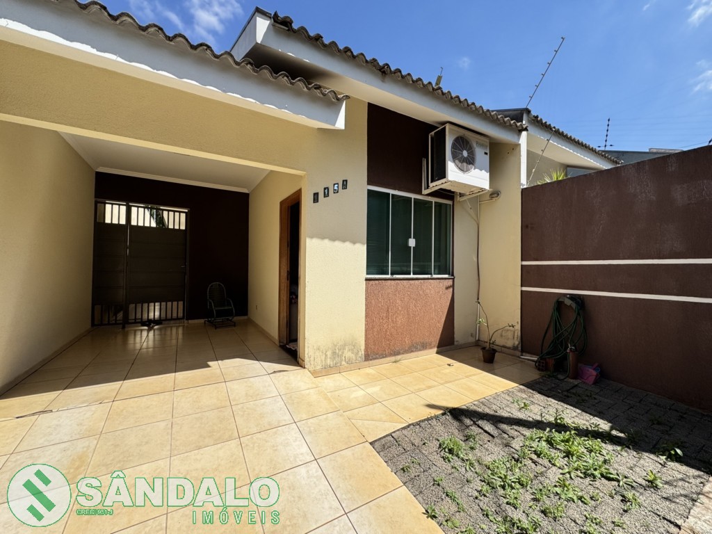 Casa para venda no Jardim Monte Rei em Maringa com 150m² por R$ 350.000,00