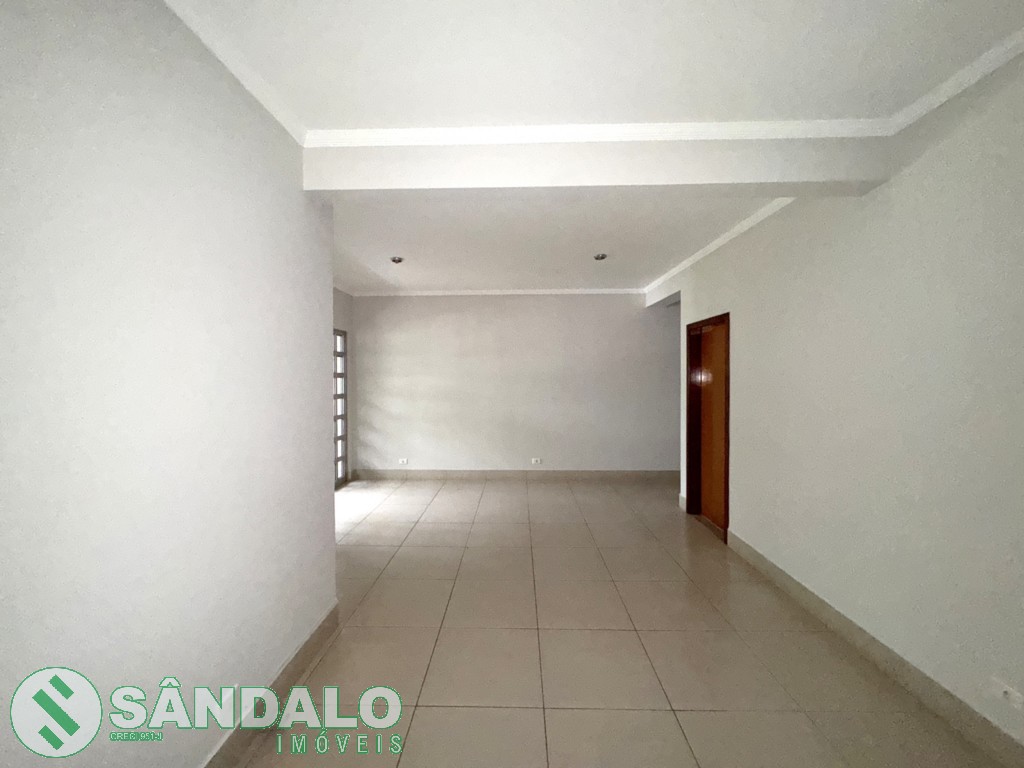 Apartamento para locacao no Jardim Tabaete em Maringa com 125m² por R$ 3.520,00