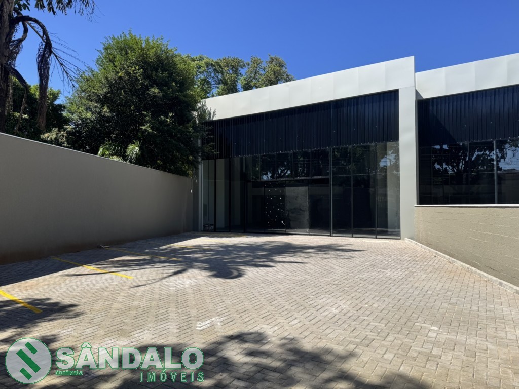 Salão Comercial para locacao no Vila Vardelina em Maringa com 587,89m² por R$ 15.400,00