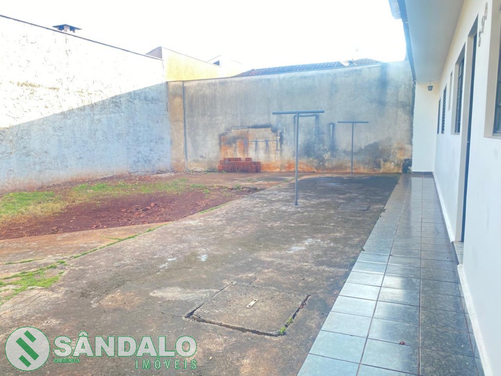 Casa para locacao no Zona 03 em Maringa com 0m² por R$ 2.200,00