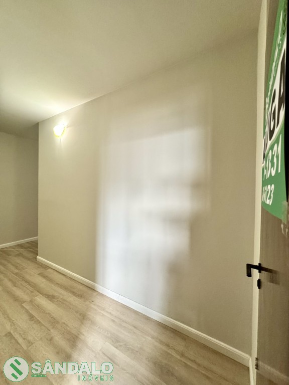 Sala Comercial para locacao no Zona 01 em Maringa com 77,82m² por R$ 1.870,00