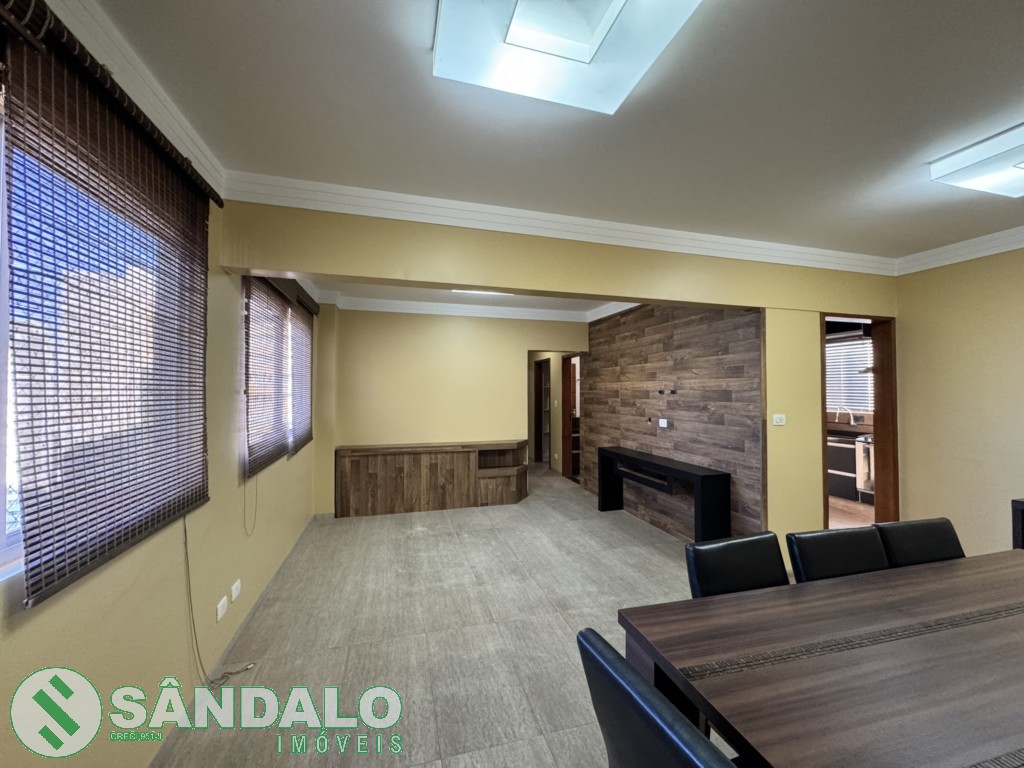 Apartamento para locacao no Zona 01 em Maringa com 171,66m² por R$ 3.520,00