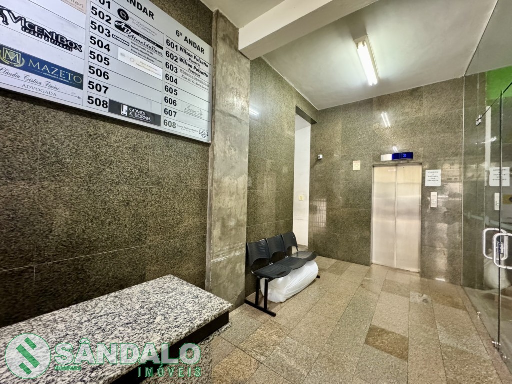 Sala Comercial para locacao no Zona 01 em Maringa com 64,43m² por R$ 1.430,00