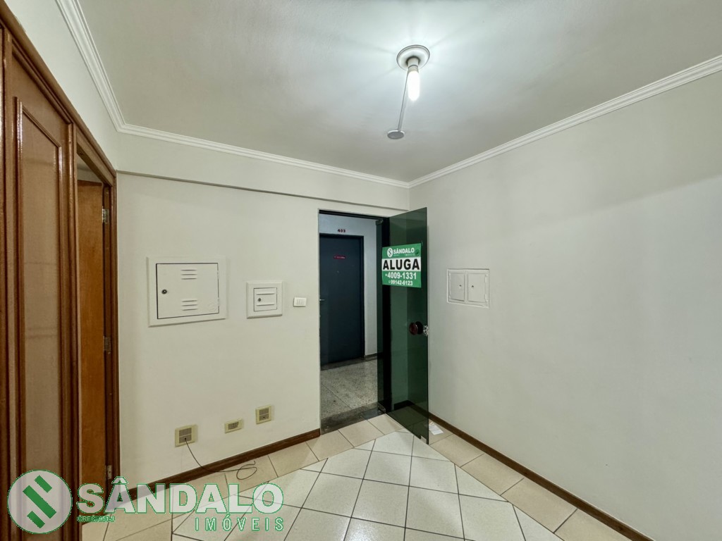 Sala Comercial para locacao no Zona 01 em Maringa com 64,43m² por R$ 1.430,00