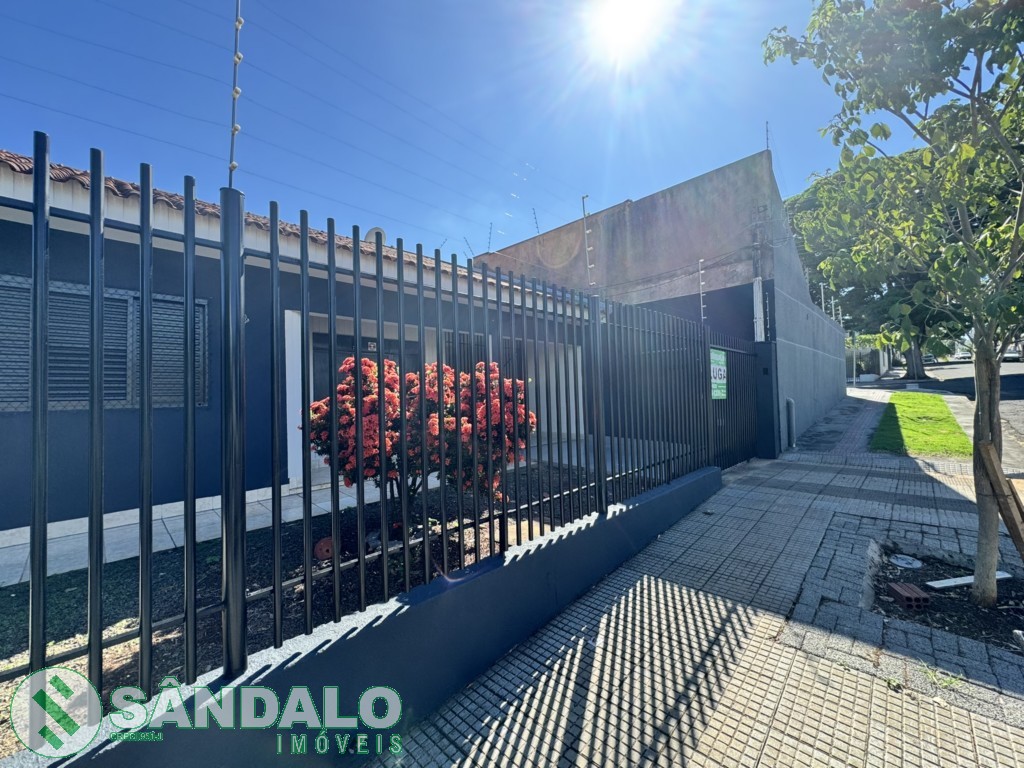 Casa para locacao no Jardim Maravilha em Maringa com 317m² por R$ 4.290,00