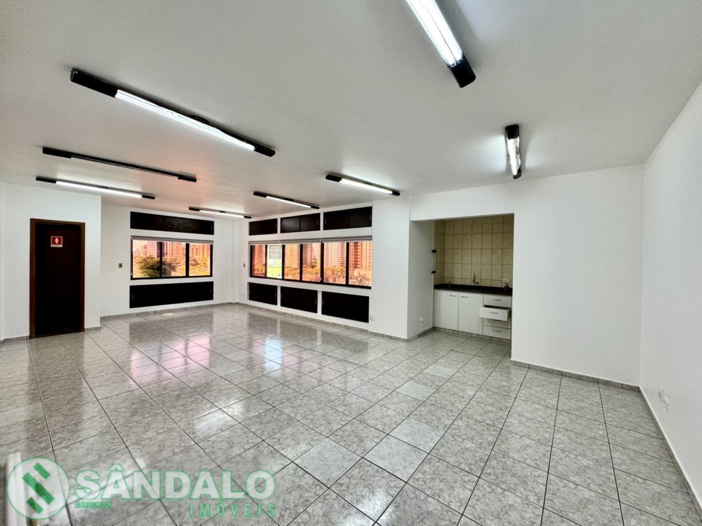 Sala Comercial para locacao no Zona 01 em Maringa com 0m² por R$ 1.320,00