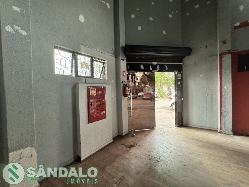 Sala Comercial para locacao no Zona 03 em Maringa com 0m² por R$ 2.750,00