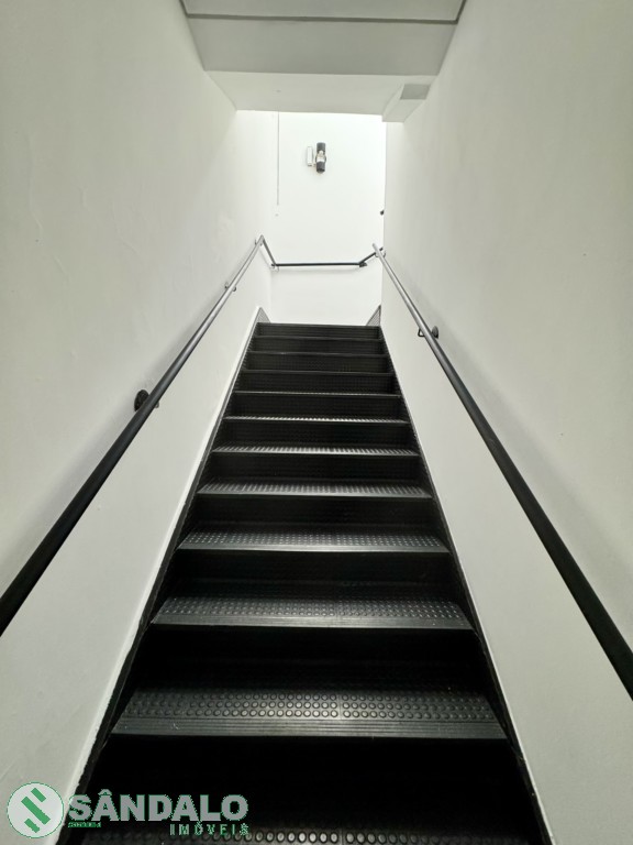 Sala Comercial para locacao no Zona 01 em Maringa com 0m² por R$ 2.090,00