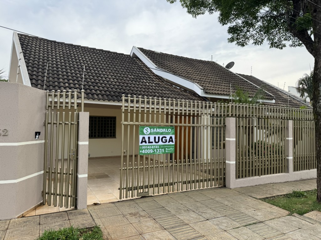 Casa para locacao no Jardim Paris em Maringa com 210m² por R$ 3.520,00