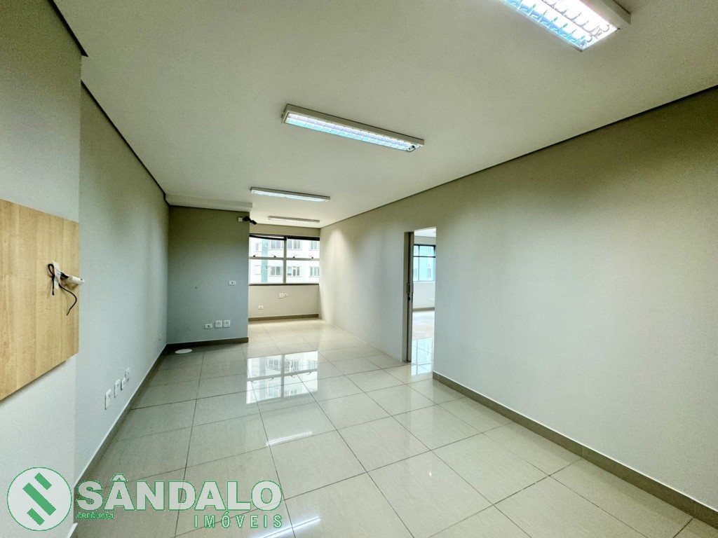 Sala Comercial para locacao no Zona 07 em Maringa com 0m² por R$ 3.300,00