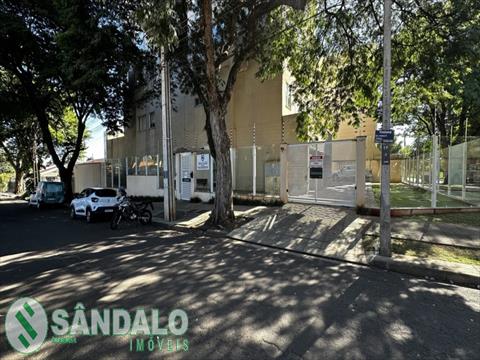 Apartamento para locacao no Vila Santo Antonio em Maringa com 0m² por R$ 1.430,00