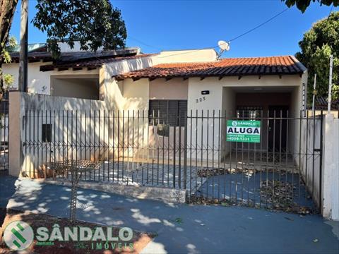 Casa para locacao no Jardim Sao Jorge em Maringa com 193,8m² por R$ 1.560,00