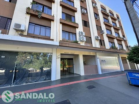 Apartamento para locacao no Zona 01 em Maringa com 94,16m² por R$ 1.540,00