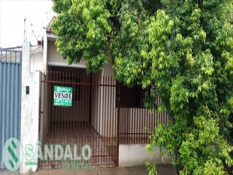 Casa para venda no Parque Palmeiras em Maringa com 180,57m² por R$ 320.000,00