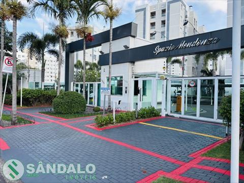 Apartamento para locacao no Jardim America em Maringa com 89,16m² por R$ 1.650,00