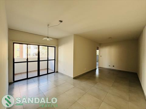 Apartamento para locacao no Zona 07 em Maringa com 139m² por R$ 1.980,00