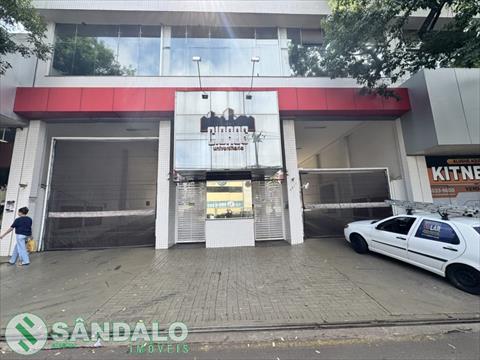 Apartamento para locacao no Zona 08 em Maringa com 45,36m² por R$ 1.870,00