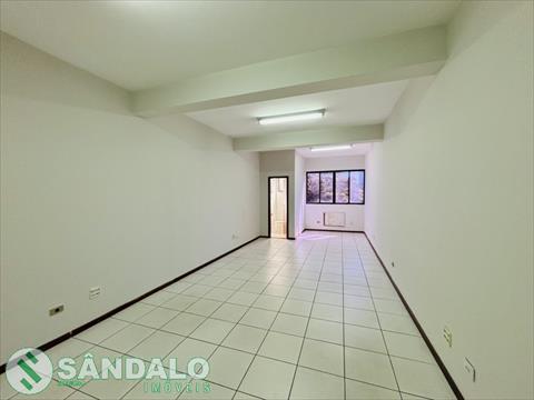 Sala Comercial para locacao no Zona 01 em Maringa com 0m² por R$ 1.320,00
