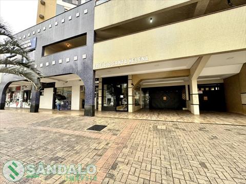Apartamento para locacao no Zona 01 em Maringa com 92,57m² por R$ 1.815,00