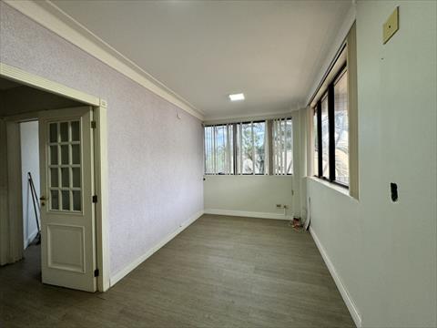 Sala Comercial para locacao no Zona 05 em Maringa com 0m² por R$ 2.860,00