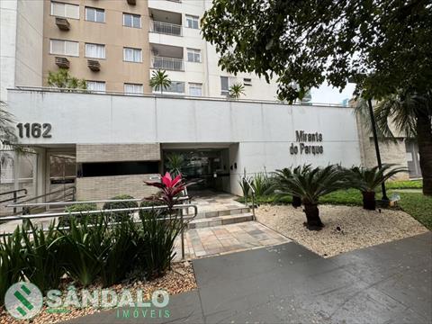 Apartamento para locacao no Zona 03 em Maringa com 0m² por R$ 2.860,00