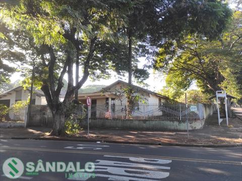 Casa para venda no Parque Residencial Patricia em Maringa com 300,54m² por R$ 270.000,00